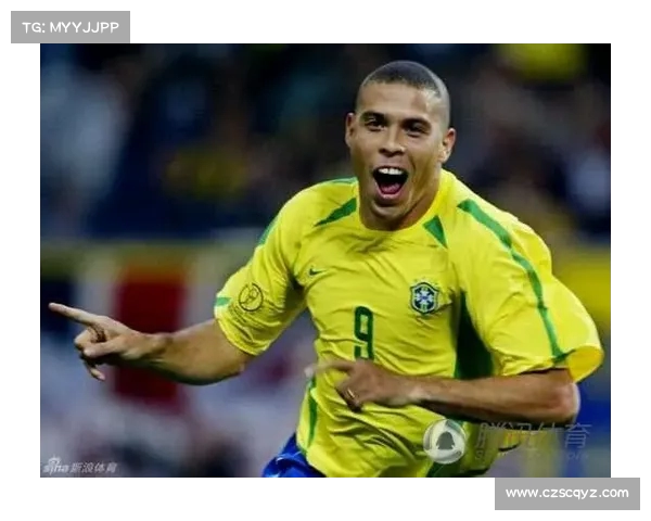 《球王C罗：从贫民窟到绿茵场的传奇之路预告震撼发布》